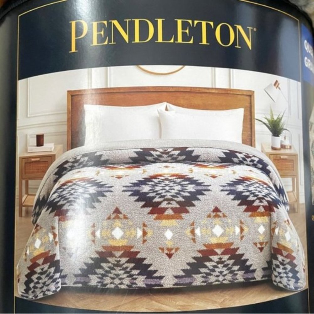 Pendleton Legend Lake Gray Multi Ikat Sherpa Fleece Throw Blanket - Queen, BNIP - Picture 1 of 6